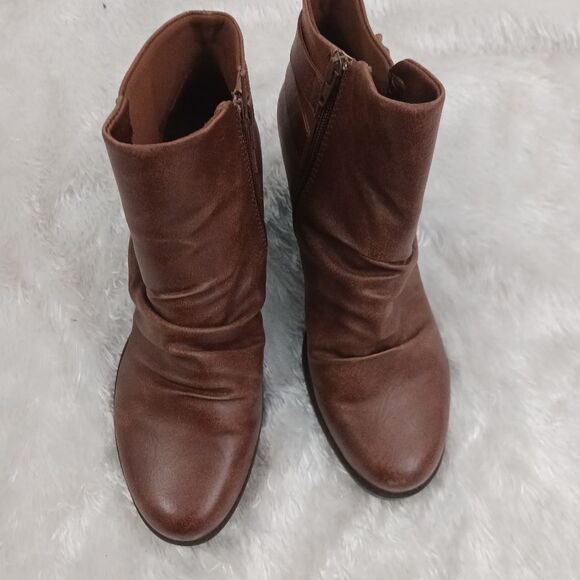 BareTraps Rodin Brown Leather Booties size 9 - Picture 1 of 6
